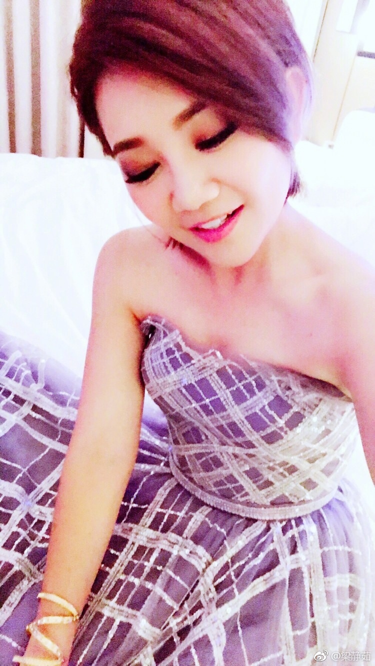 梁静茹生子后变丰腴送七夕祝福 网友却喊分手快乐