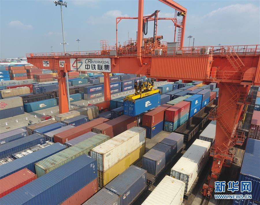 #新华网#中欧班列（成都）开行量较去年同期增长80%