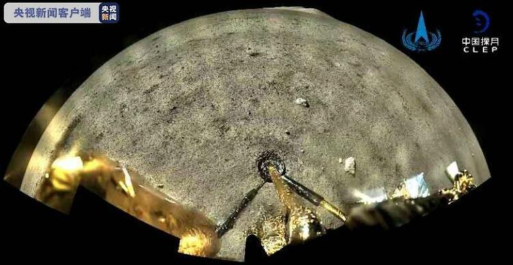 看！这里是月球，嫦娥五号拍摄的高清大片来了