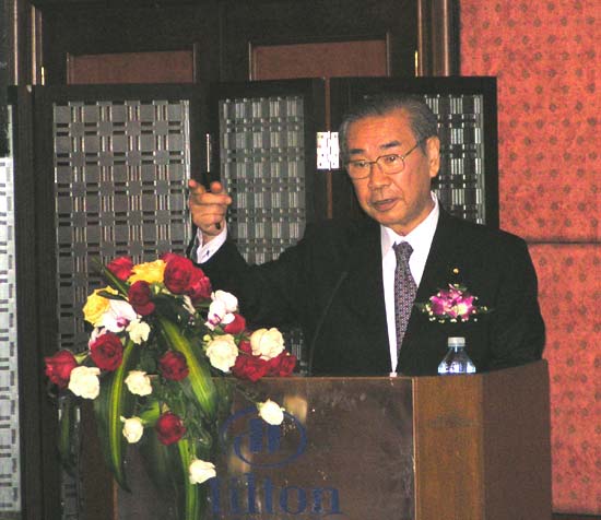 日本前首相羽田孜逝世 认为自己是中国移民后裔