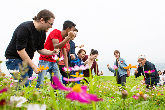 Chongqing Ba'nan invites international friends to experience local intangible cultural heritage