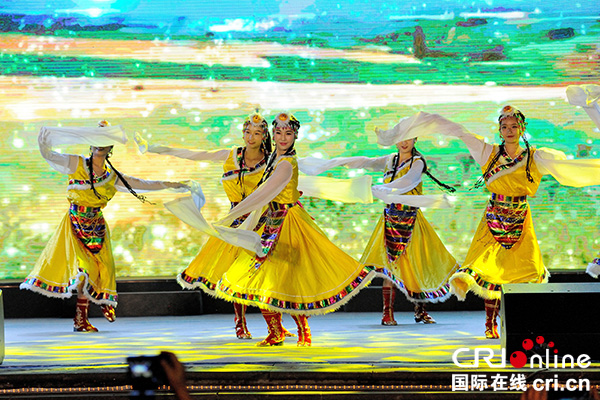 图片默认标题_fororder_（七夕爱情节现场）-摄影-向力民-(4)