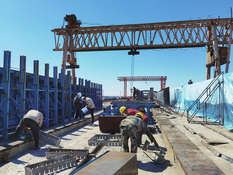 铺就发展快车道 畅通全面小康路