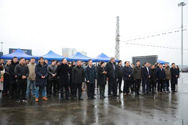 图片默认标题_fororder_2发车仪式现场