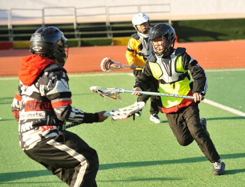 โรงเรียนในจีนเปิดสอนลาครอสบอล