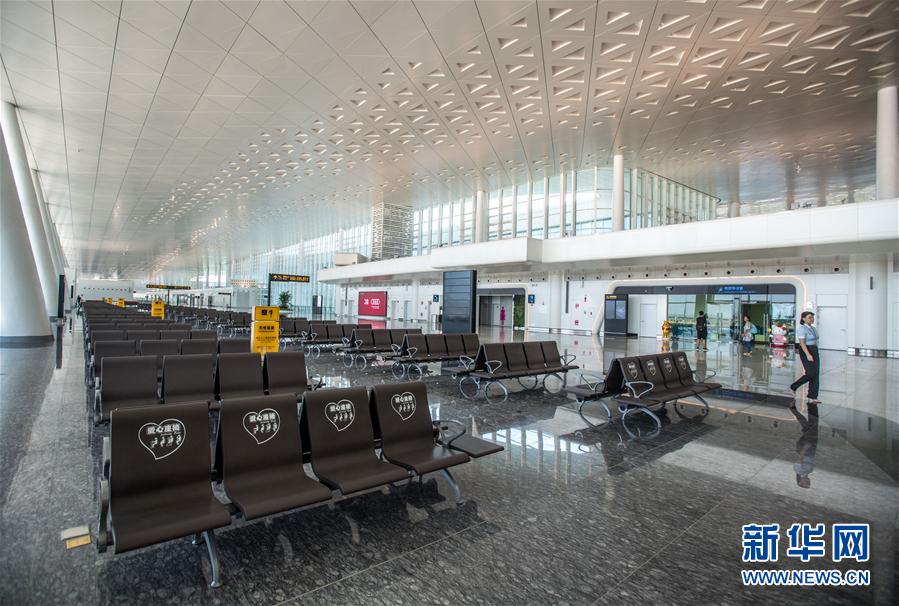 武汉天河机场T3航站楼8月31日启用(组图)