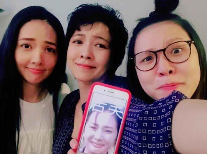 时代姐妹花再同框！杨幂看到这合影可能要抓狂