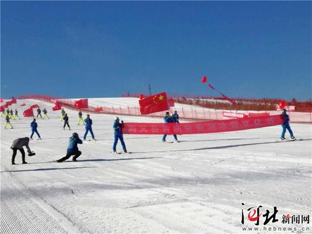 ​尚义县首届鸳鸯湖冰雪文化节开幕