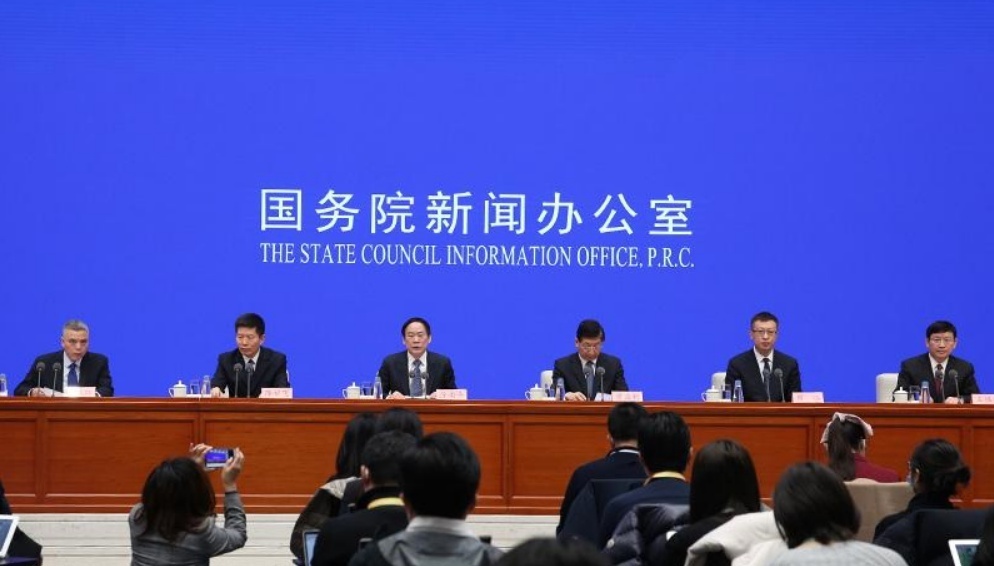 人民日报■疫苗研发进展如何？康复后有后遗症吗？刚刚都回应了