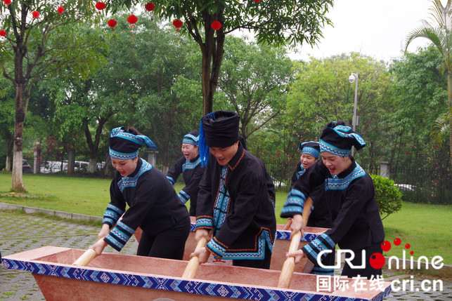 “壮族三月三·八桂嘉年华”活动举行 海外游客盛赞广西米粉
