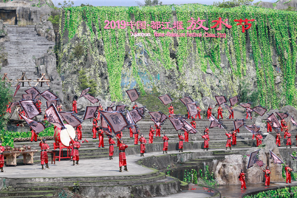 图片默认标题_fororder_放水节限产-摄影-何勃