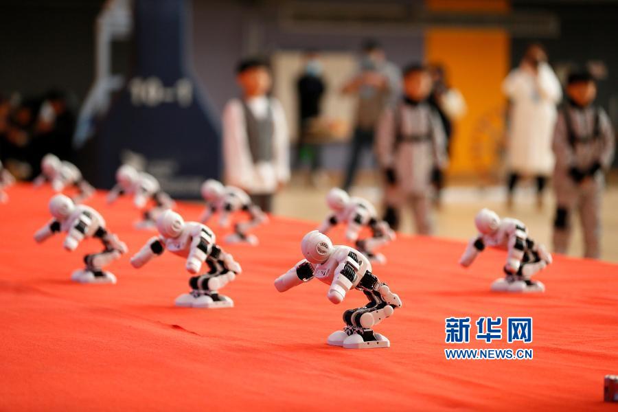 山东即墨举办中小学生机器人大赛