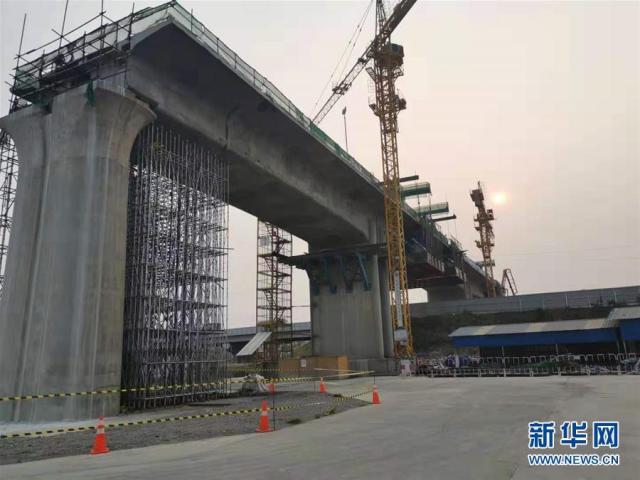 Jalan KA Jakarta-Bandung Dorong Pembangunan Sabuk dan Jalan Jalan KA Jakarta-Bandung Dorong Pembangunan Sabuk dan Jalan