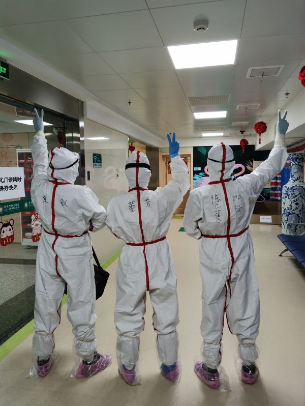 [中国日报网]“没有重来和等待的机会” 一位ICU医生的值班日记