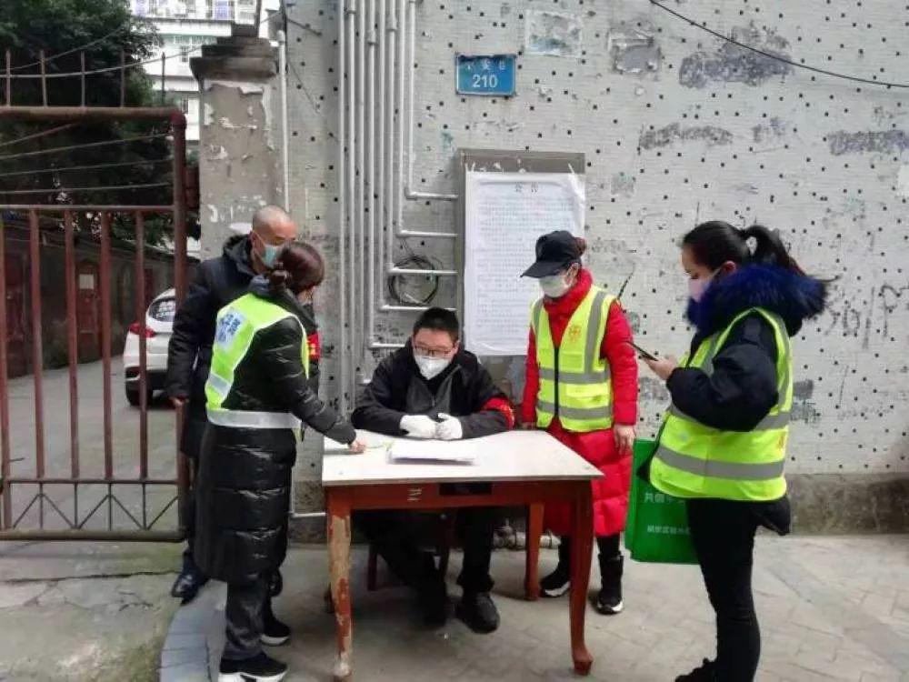 「新华社」“00后”，长大了！