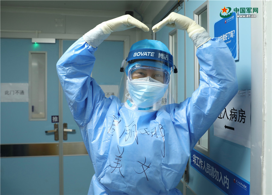 【中国军网】确认过眼神，她们是重症监护室的“美女”和“仙女”