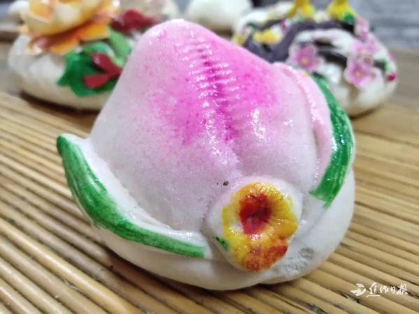 【焦点图】【移动焦点图】蒸花馍,迎新年!这位河南姑娘做的花馍太好看啦