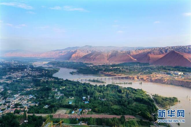 Pemandangan Kaunti Xunhua yang Indah