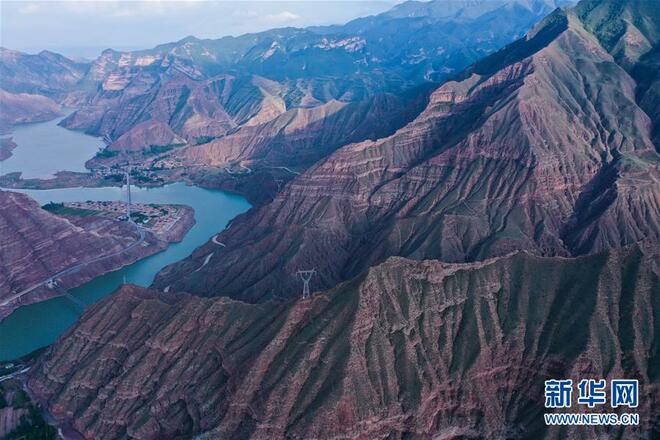 Pemandangan Kaunti Xunhua yang Indah