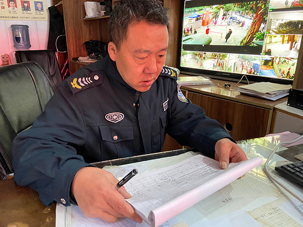 宜宾翠屏区居民刘健:没有过不去的火焰山