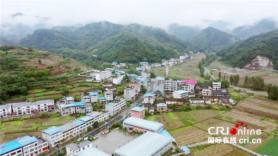 湖北省十堰市郧西县观音镇黄土梁村