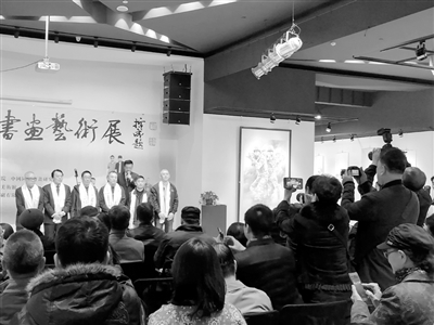 200多名沈城书画爱好者与专家参加“六涛”书画艺术展