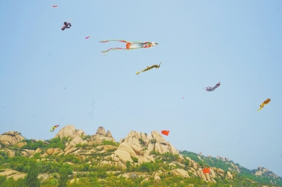 【中原名景-图片】嵖岈山景区举办首届风筝交流大会