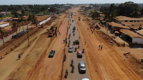 重庆外建集团承建利比里亚3036万美元道路项目