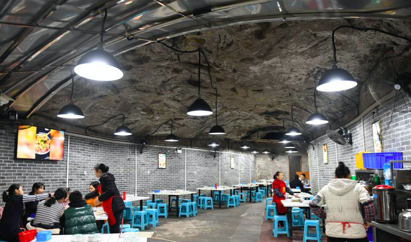 ฉงชิ่งแปลงถ้ำหลบภัยทางอากาศเป็นร้านอาหาร