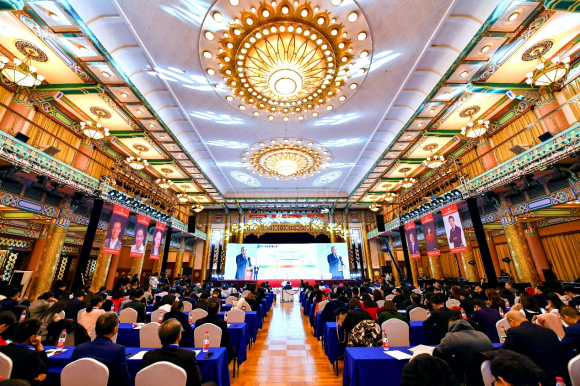 引领行业创新 达令家掌门人齐燕收获中国经济十大商业领袖大奖 引领行业创新 达令家掌门人齐燕收获中国经济十大商业领袖大奖