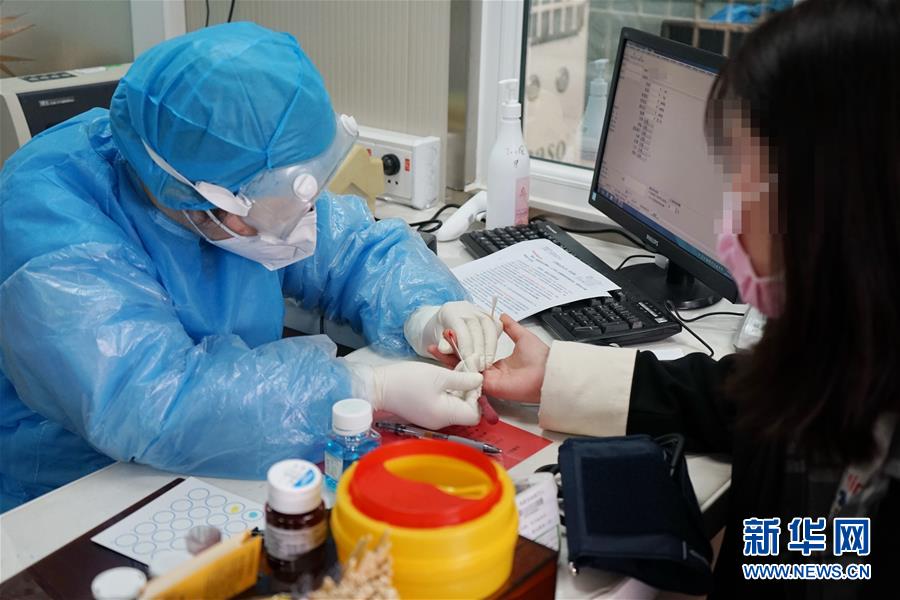 新华网：福建首位捐献血浆的新冠肺炎康复者顺利完成采集