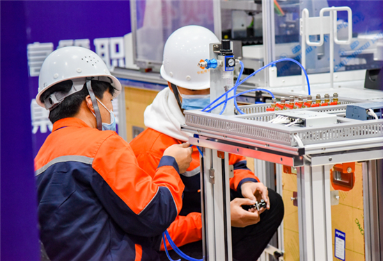 河南职业技术学院喜获职业教育技能大赛机器人系统集成赛项第一名