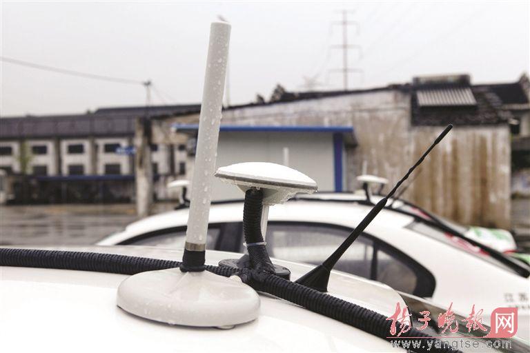 常州驾校首个机器人教练“上岗” 学员：感觉轻松多了