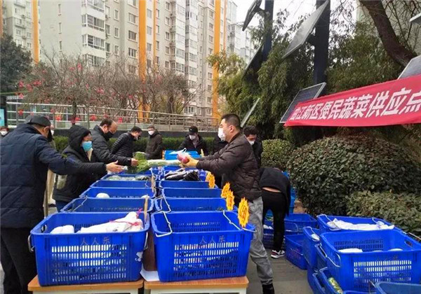 【战“疫”·故事】 西安曲江新区防疫战线上的“卖菜人”