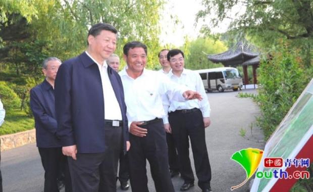 中国人的故事丨“只要给我一条门缝,我就能趟出一条大路”