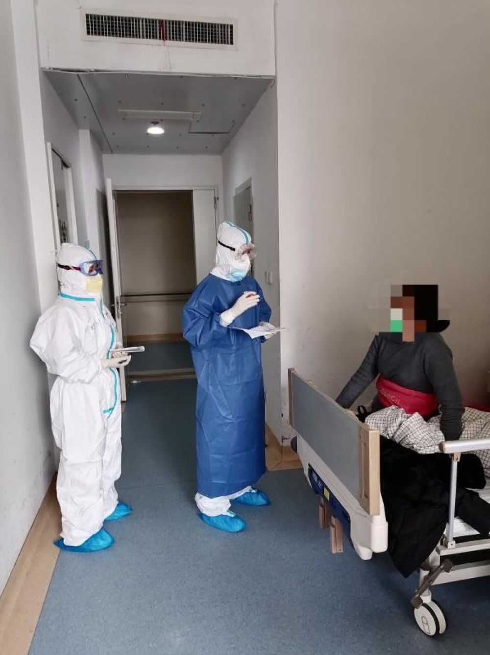 [新华社]四川大竹赴武汉医生“战疫”日记：第一批病人康复出院