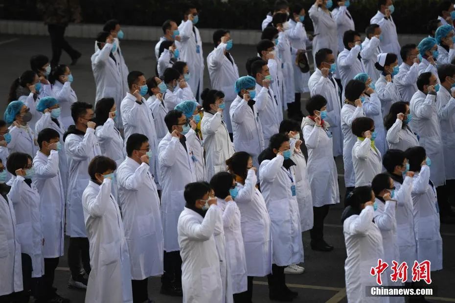 [中新社]2020，我们该如何怀念逝去的“白衣战士”？