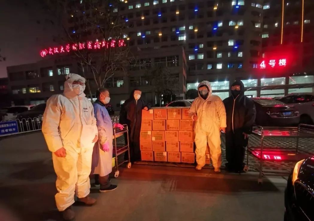 「中国文明网」那些三天捐出百万只口罩的年轻人