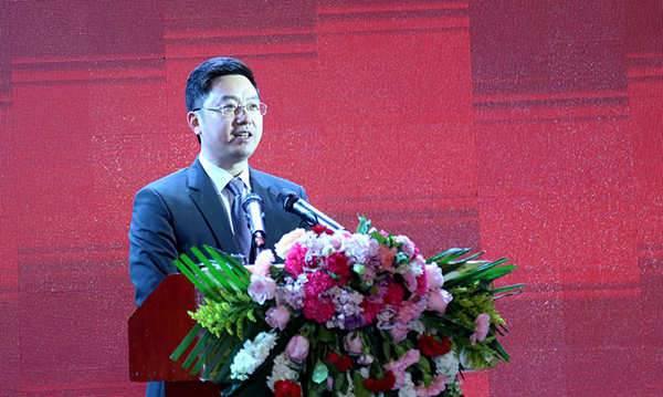 图片默认标题_fororder_南溪区委副书记、区长何永宏致辞--（摄影-刘昌盛）