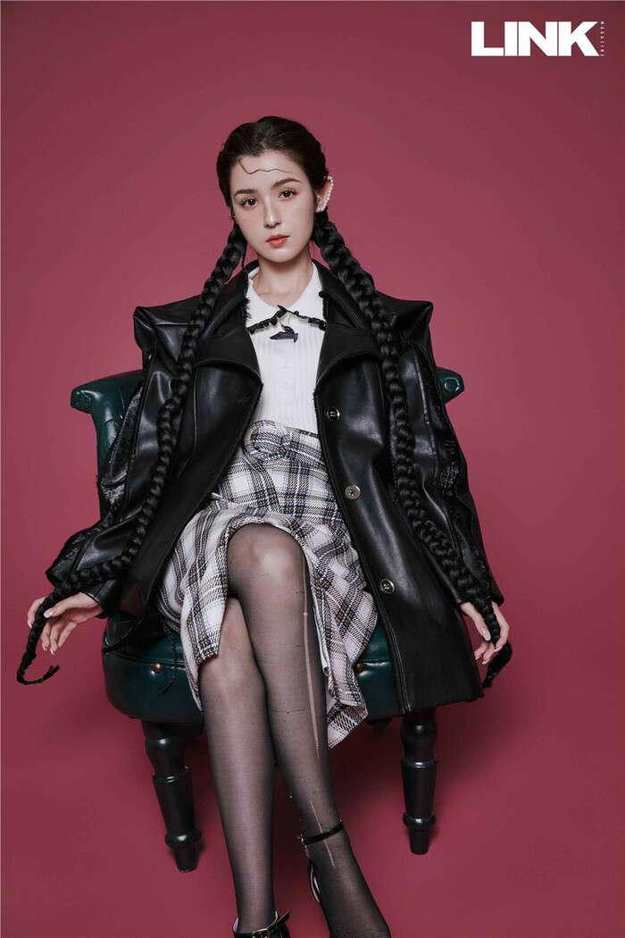 신예 하니커즈, 패션 잡지 화보 공개 신예 하니커즈, 패션 잡지 화보 공개