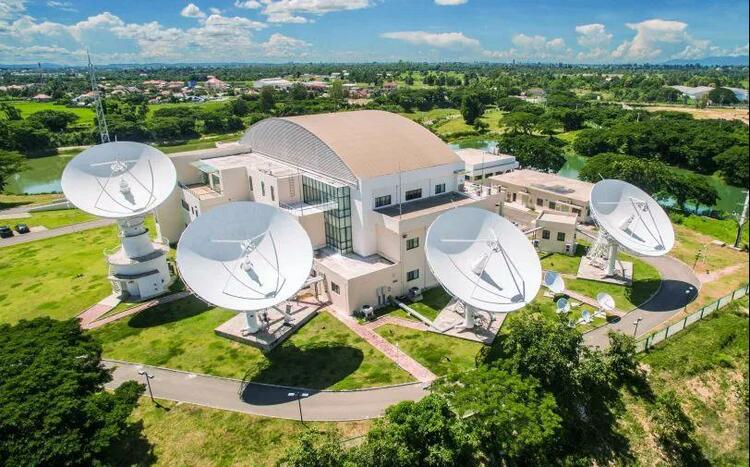 新一代运载火箭全体亮相 我国探索宇宙的脚步将迈得更远