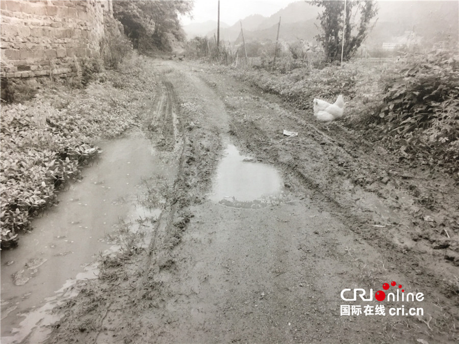 【壮丽70年·奋斗新时代】安居脱贫工程圆了华屋村民华崇祁的团圆梦