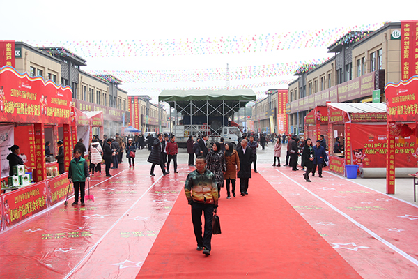 图片默认标题_fororder_3开园仪式吸引了众多市民前往（摄影-杨梦婧）