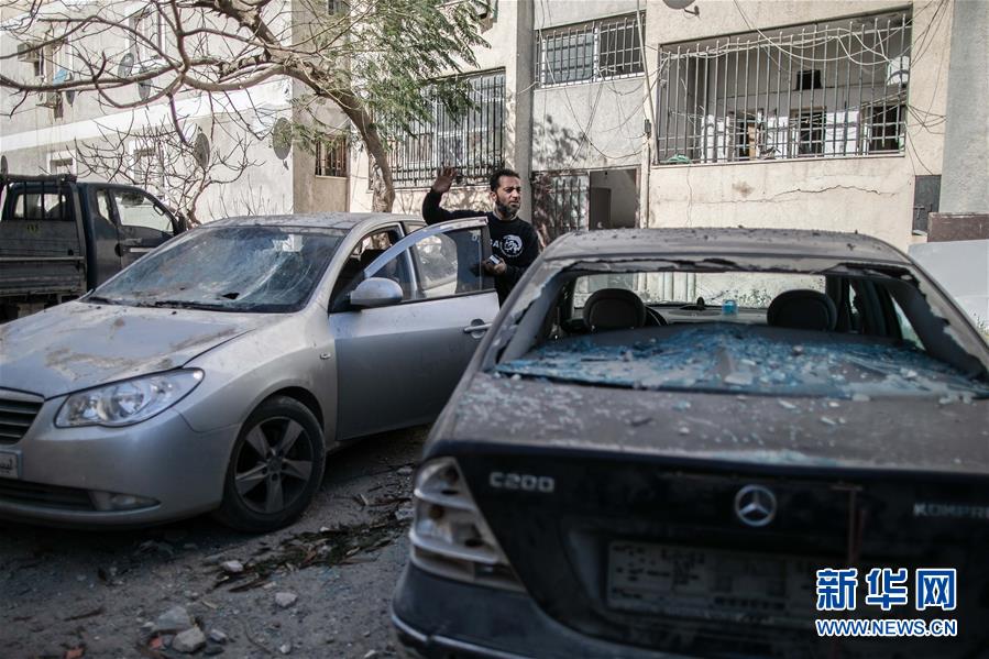 [新华网]利比亚首都机场因火箭弹袭击关闭