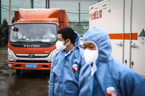 [中国青年报]跟拍！和武汉医疗垃圾清运团队一起出发