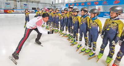 七台河短道速滑教练员群体帮更多孩子实现梦想爱国情奋斗者