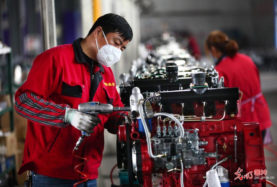 #光明网#开足马力复产兑现“一带一路”沿线国家订单