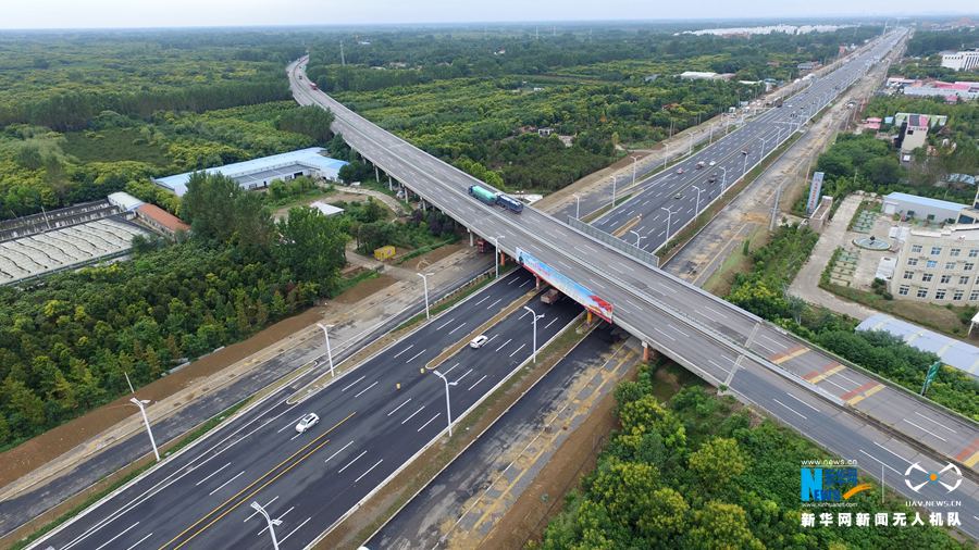 河南许昌:许鄢城际快速通道建成通车