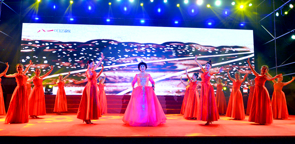 （导航广元）2019广元市第三届网络春节联欢晚会举行