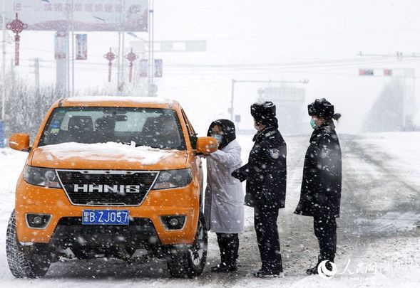 龙江三月初雪 致敬雪天战“疫”的你！